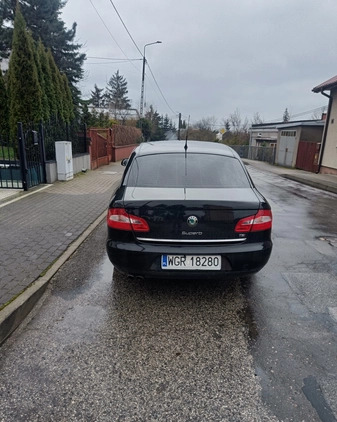 Skoda Superb cena 27800 przebieg: 179000, rok produkcji 2010 z Grójec małe 37